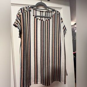 Lane Bryant Black and White Boxy Short Sleeve Tee